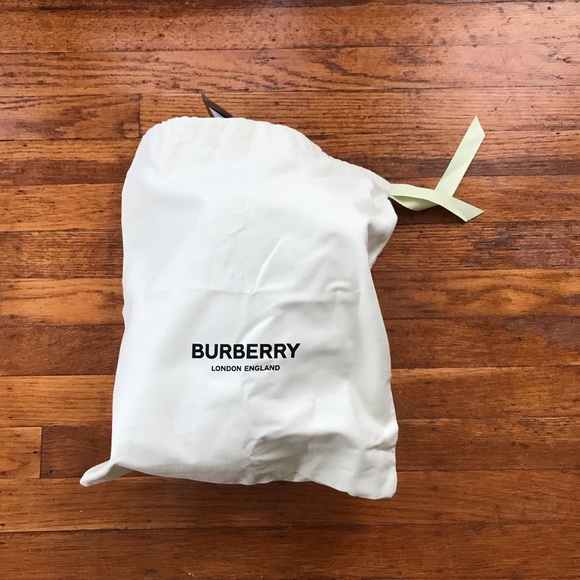 NWT Burberry Crossbody Bag - Picture 4 of 6